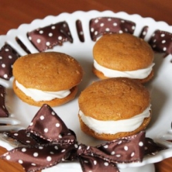 Pumpkin Whoopie Pies