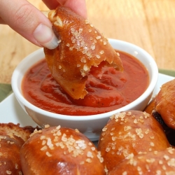 Pizza Pretzel Bites