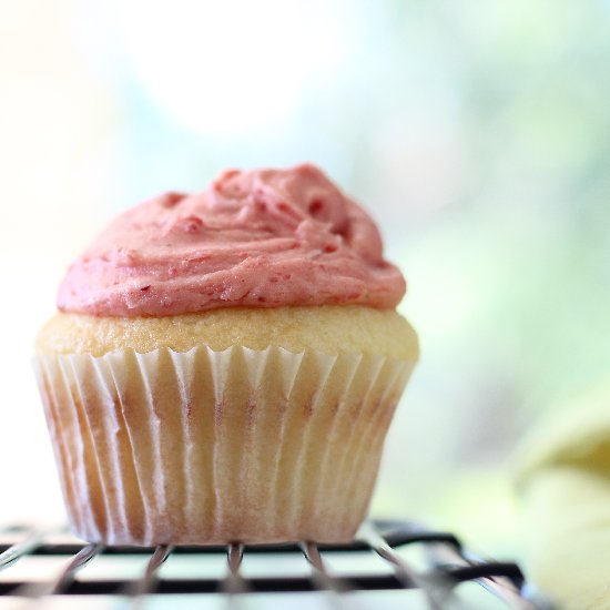 Pink Lemonade Cupcakes