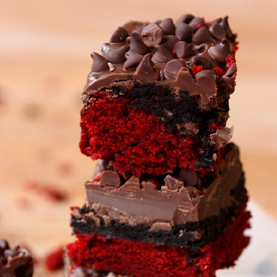 Red Velvet Oreo Truffle Bars