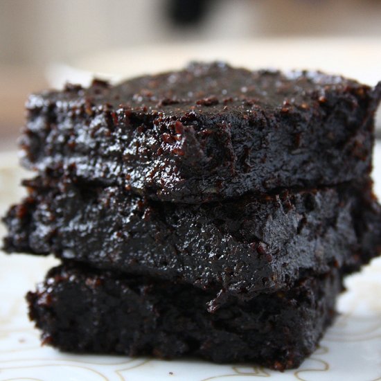 Cocoa avocado brownies