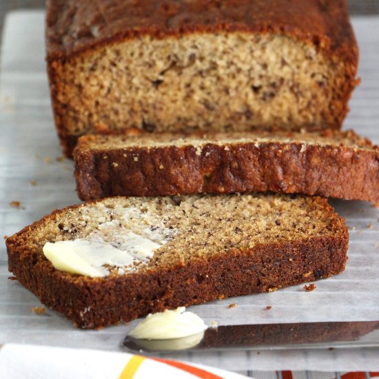 MOM’S QUICK & EASY BANANA BREAD