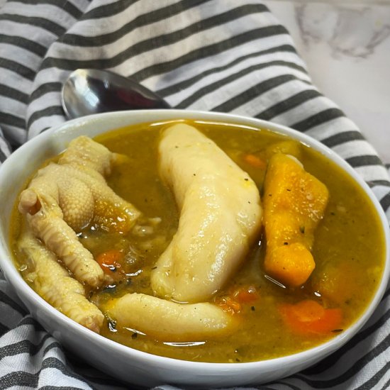 Instant Pot Chicken Feet Soup