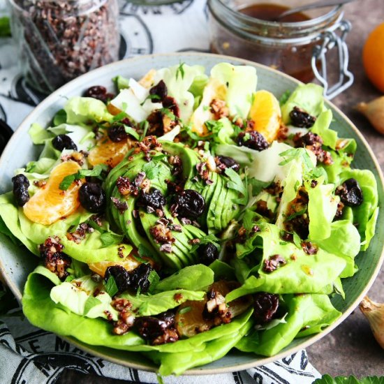 Butter Lettuce Salad with Cacao Ni