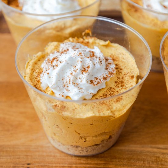 Easy No-Bake Pumpkin Pie Cups