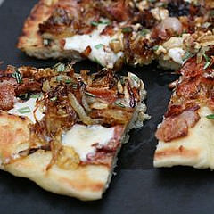 Onion and Gorgonzola Grilled Pizza