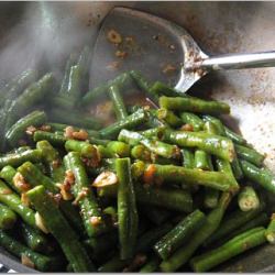 Spicy Yard-Long Beans!