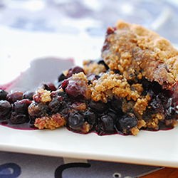 Blueberry Crumble Pie