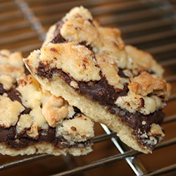 Chocolate Hazelnut Crumble Bars