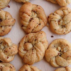 Butterhorn Garlic Knots