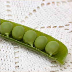 Microwave Steamed Green Pod Peas