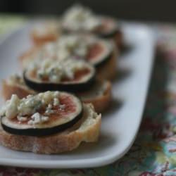 Fig, Honey and Goat Cheese Canapes