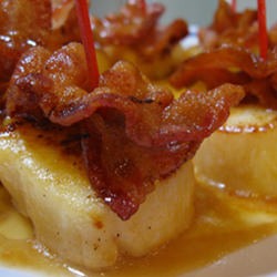 Scallops with Butter Sauce and Bacon