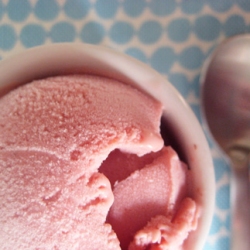 Raspberry Ice Cream