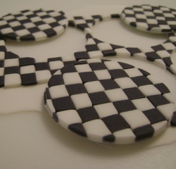 Checkered Flag Pattern Cupcakes