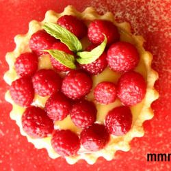 Raspberry Tart with Lemon Curd