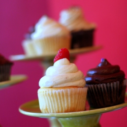 Buttercream-Topped Cupcakes