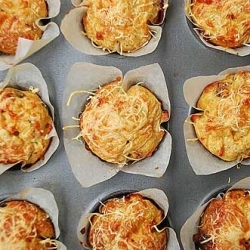 Cheese & Sun-Dried Tomato Cakes