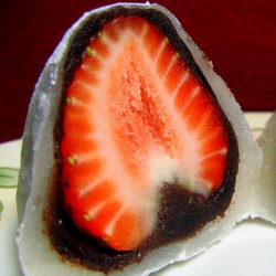 Mana Bu’s Whole Strawberry Mochi