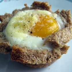 Bacon & Egg Bread Cups