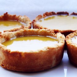 Mini Cocoa-Butter Custard Tarts