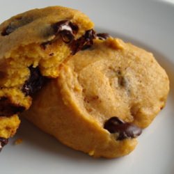 Pumpkin Chocolate Chip Cookies