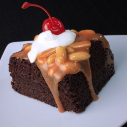 Caramel Peanut Topped Brownie Cake