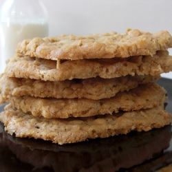 Salted Oatmeal White Cookies