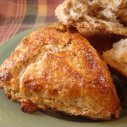 Bananas Foster Scones