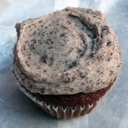 Vegan Chocolate Cupcake