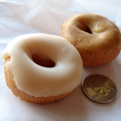 Dee’s Organic Mini Donuts