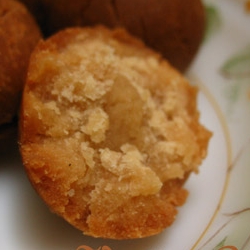 Vella Cheedai / Jaggery balls