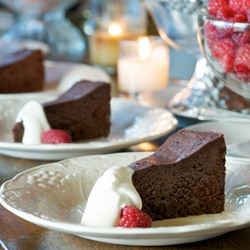 Fabulous Flourless Chocolate Cake