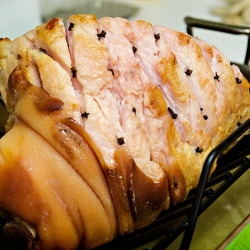 Apple Glazed Baked Ham