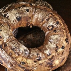 Cranberry Semolina Crown