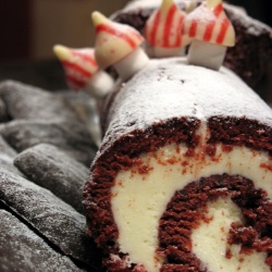 Red Velvet Yule Log