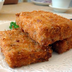 Crispy Fried Carrot Cake