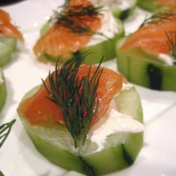 Cucumber Rounds with Smoked Salmon