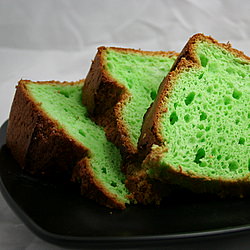 Pandan Chiffon Cake