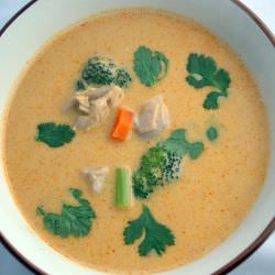 Chicken and Coconut Thai Curry Soup