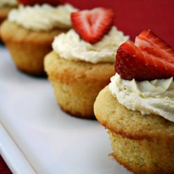 Strawberries & Cream Cupcake