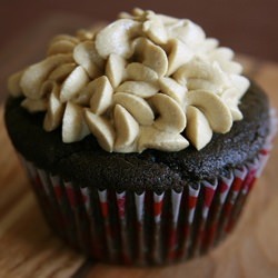 Chocolate & Peanut Butter Cupcakes