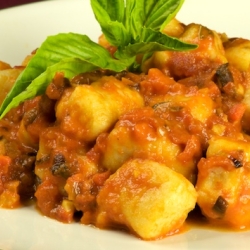 Potato Ricotta Gnocchi w/Tomato Sauce