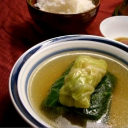 Vietnamese Cabbage Roll Soup