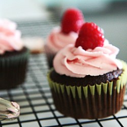 Raspberry Devil’s Food Cupcakes!