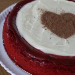 Red Velvet Cheesecake