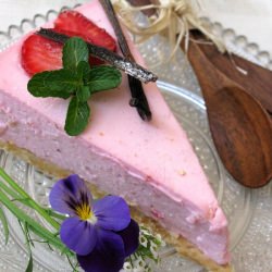 Strawberry Refrigerator Cheesecake