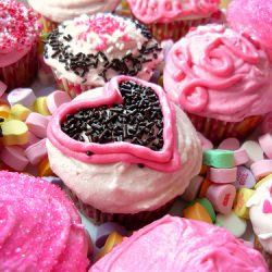 Strawberry Valentine Cupcakes