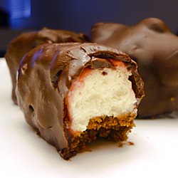 Chocolate Cherry Cheesecake Bites