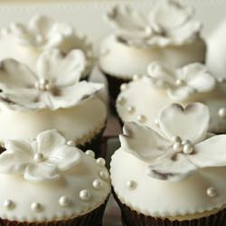 Bridal Cupcakes